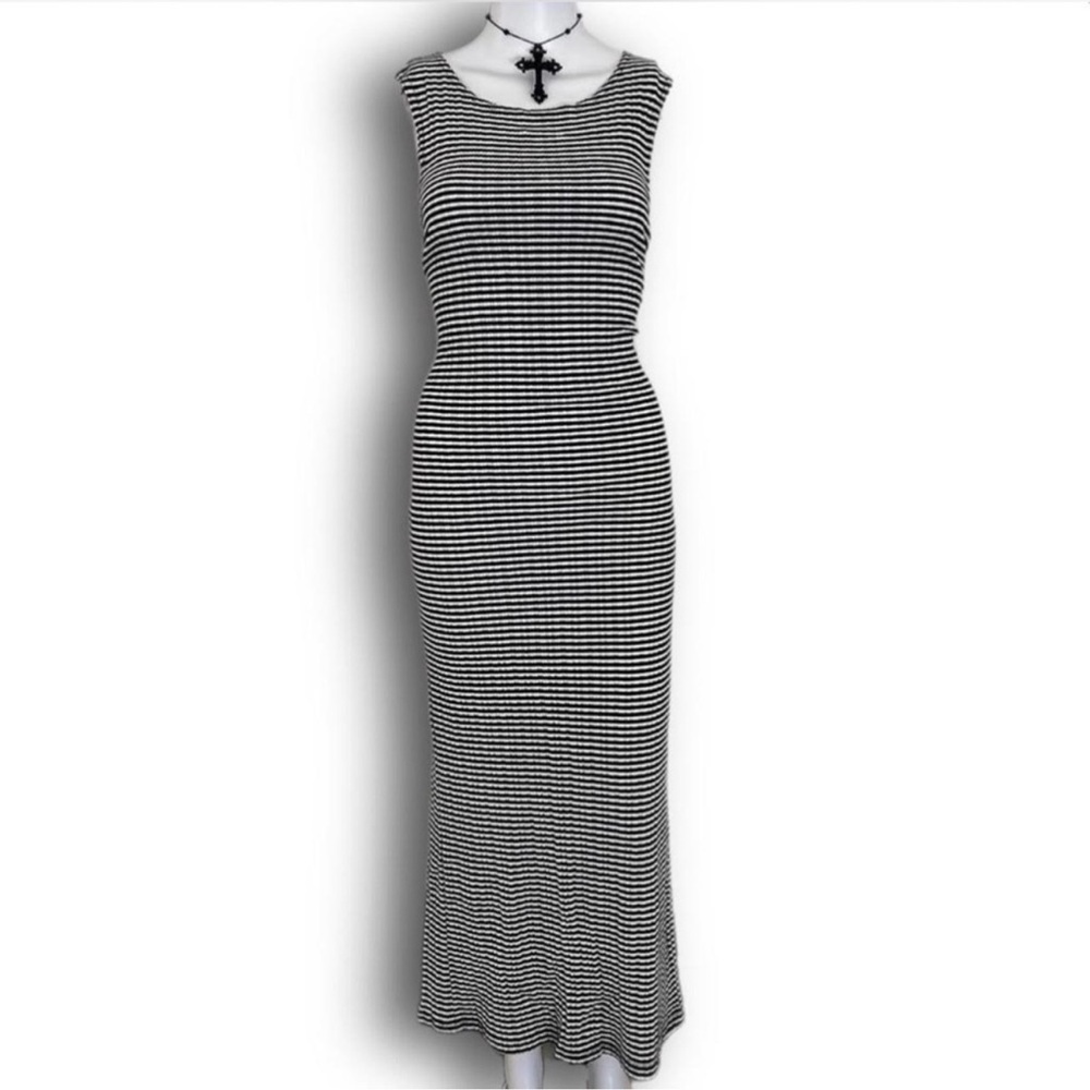 BYER TOO! Dress - Chic Black and White Striped Maxi Body Dress 90s